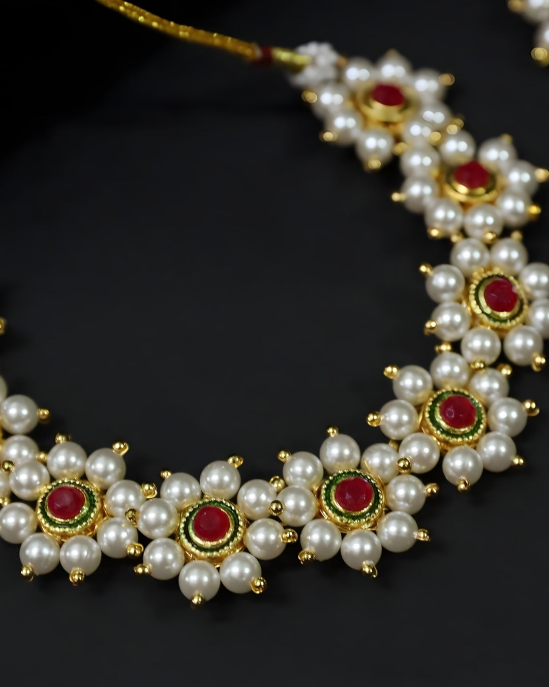 Moti Pushpa Chinchpeti Set