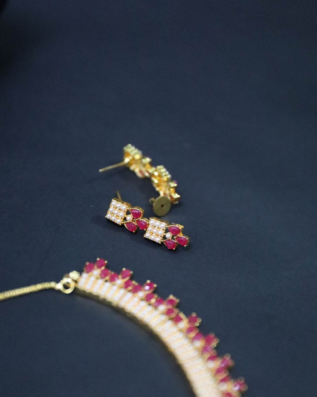 Single Patti Moti Chinchpeti Set