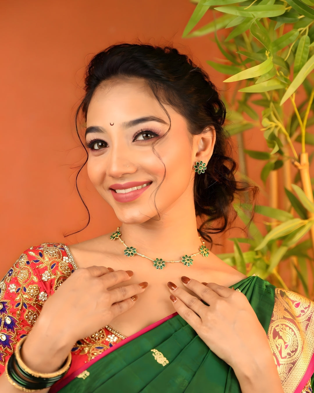 Panna Phool Choker Set