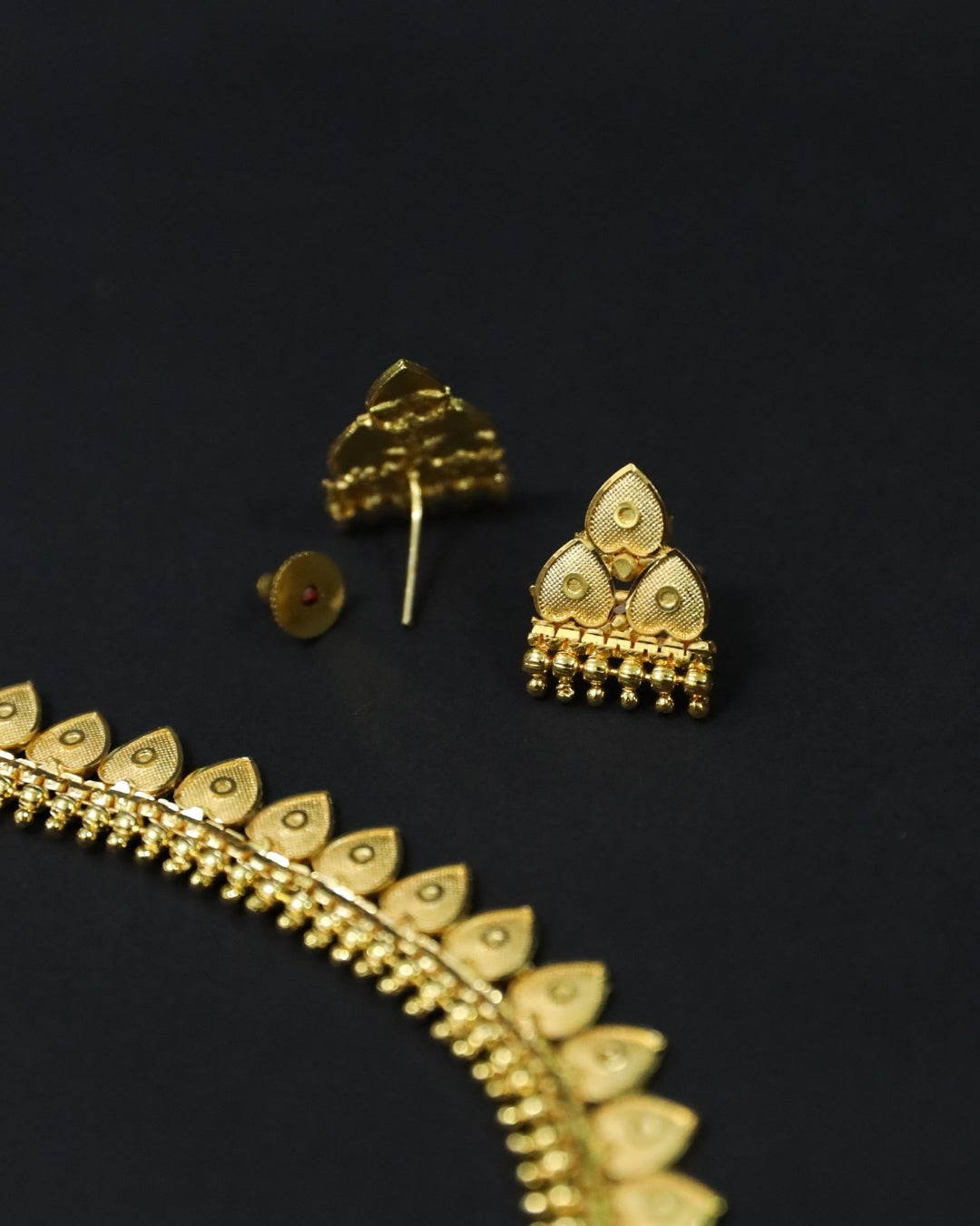 Mango Mala Long Set with Stud Earrings