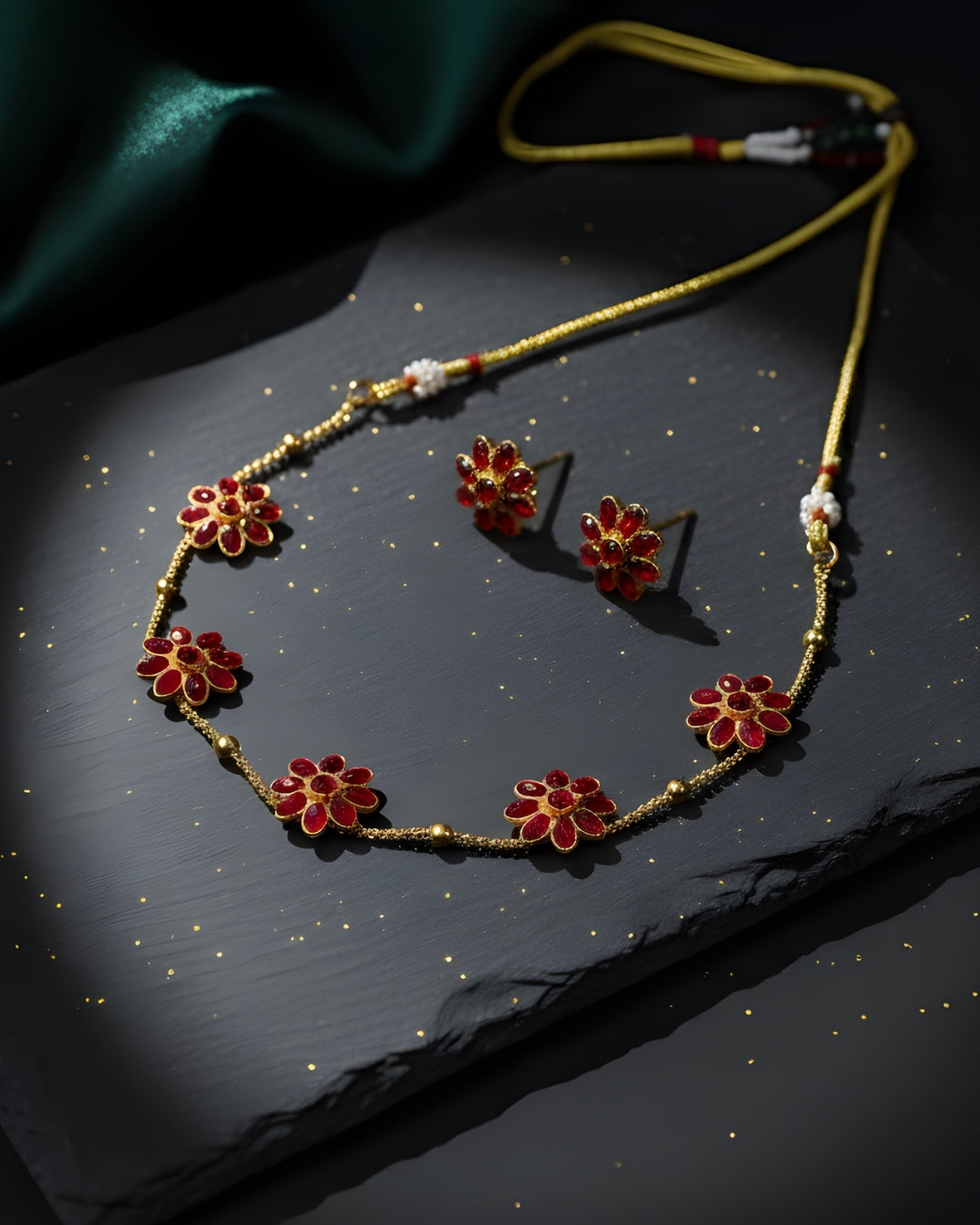 Panna Phool Choker Set