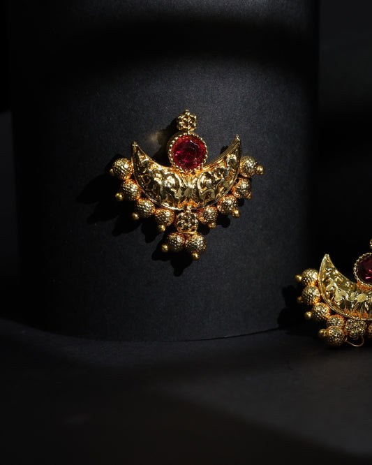 Chandra Micro plating stud