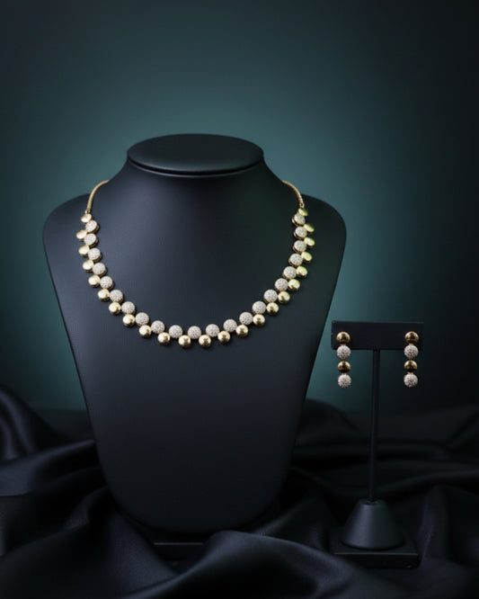 Radiant Halo 18K Gold Plated Anti-Tarnish Cubic Zirconia Solitaire Necklace Set