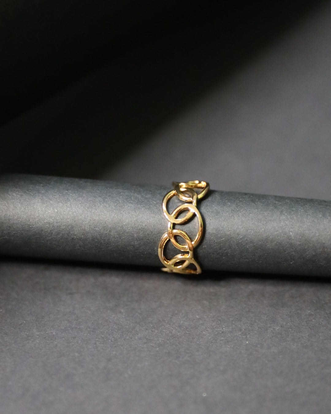 Interlocking Circles stainless steel Adjustable Anti-Tarnish Minimalist Gold-Tone Linked Adjustable Ring, 18K Gold Plated Ring