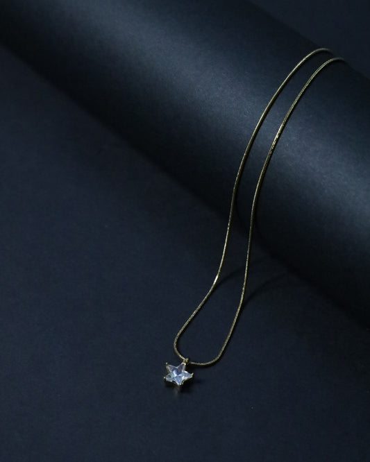 Guiding Star 18k Gold Plated Anti-Tarnish Necklace