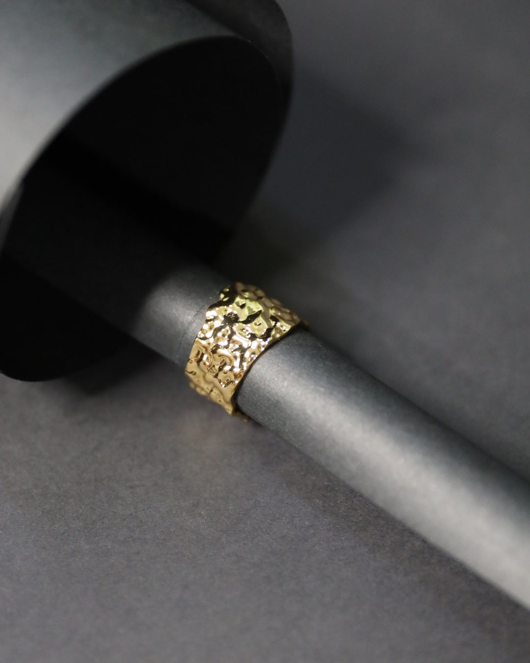 Crushed Gold stainless steel Adjustable Anti-Tarnish Minimalist Gold-Tone Linked Adjustable Ring, 18K Gold Plated Ring