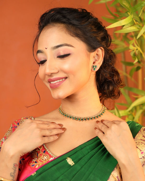 Kundan Stone Matt-Gold Toe Chain