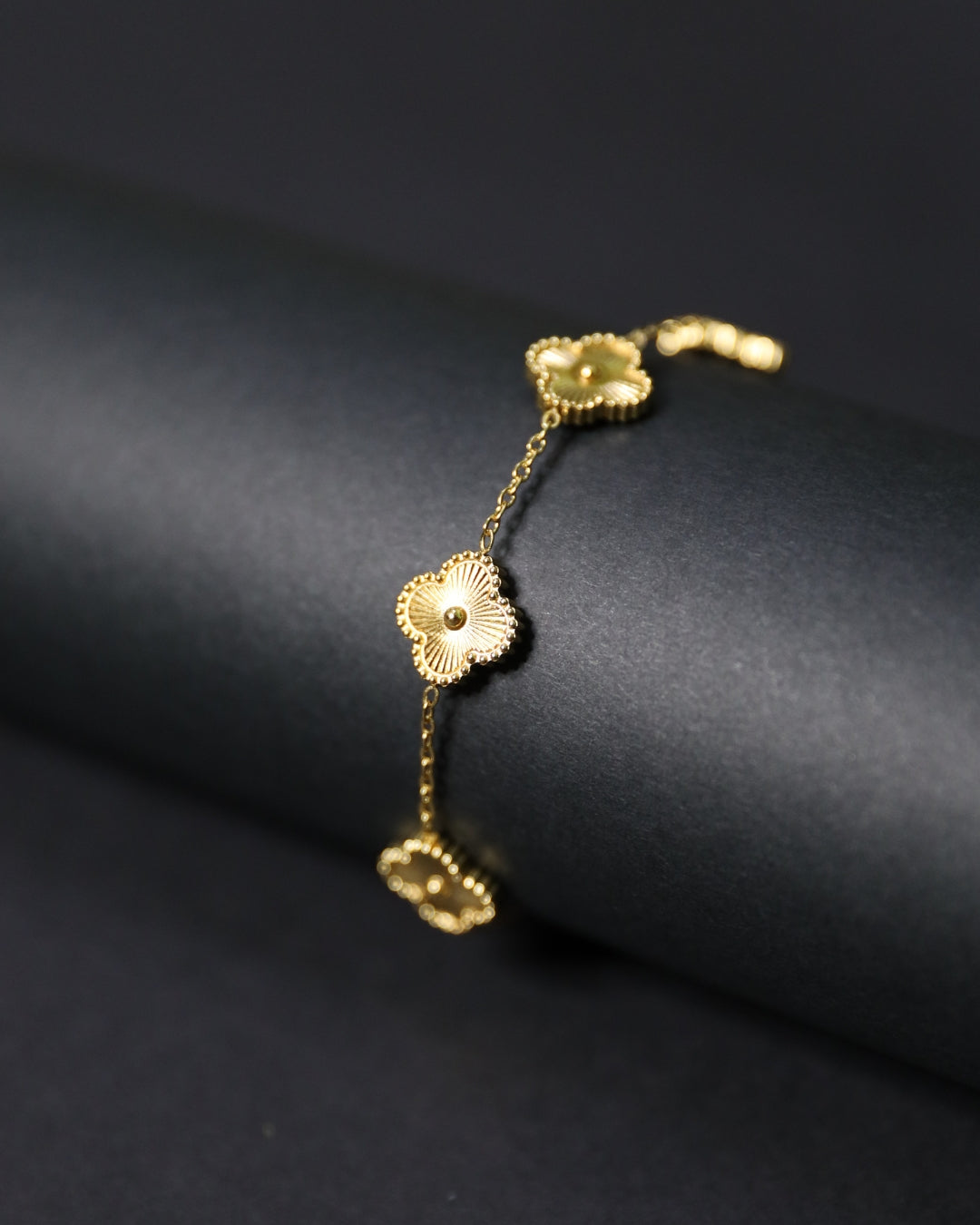 2 in 1 Clover charm Bracelet & AnckletAnti Tarnish 18k gold plating Anti Tarnish 18k gold plated