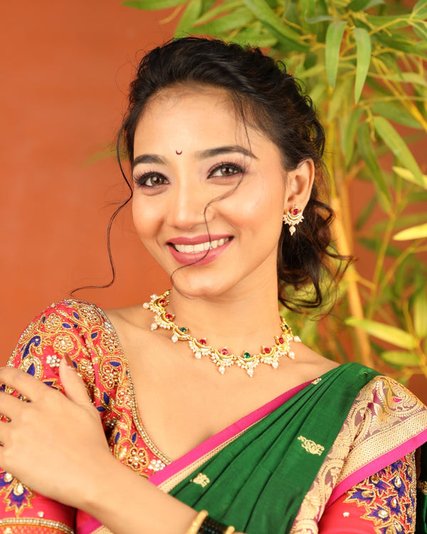 Chandra-Kiran Thushi Set